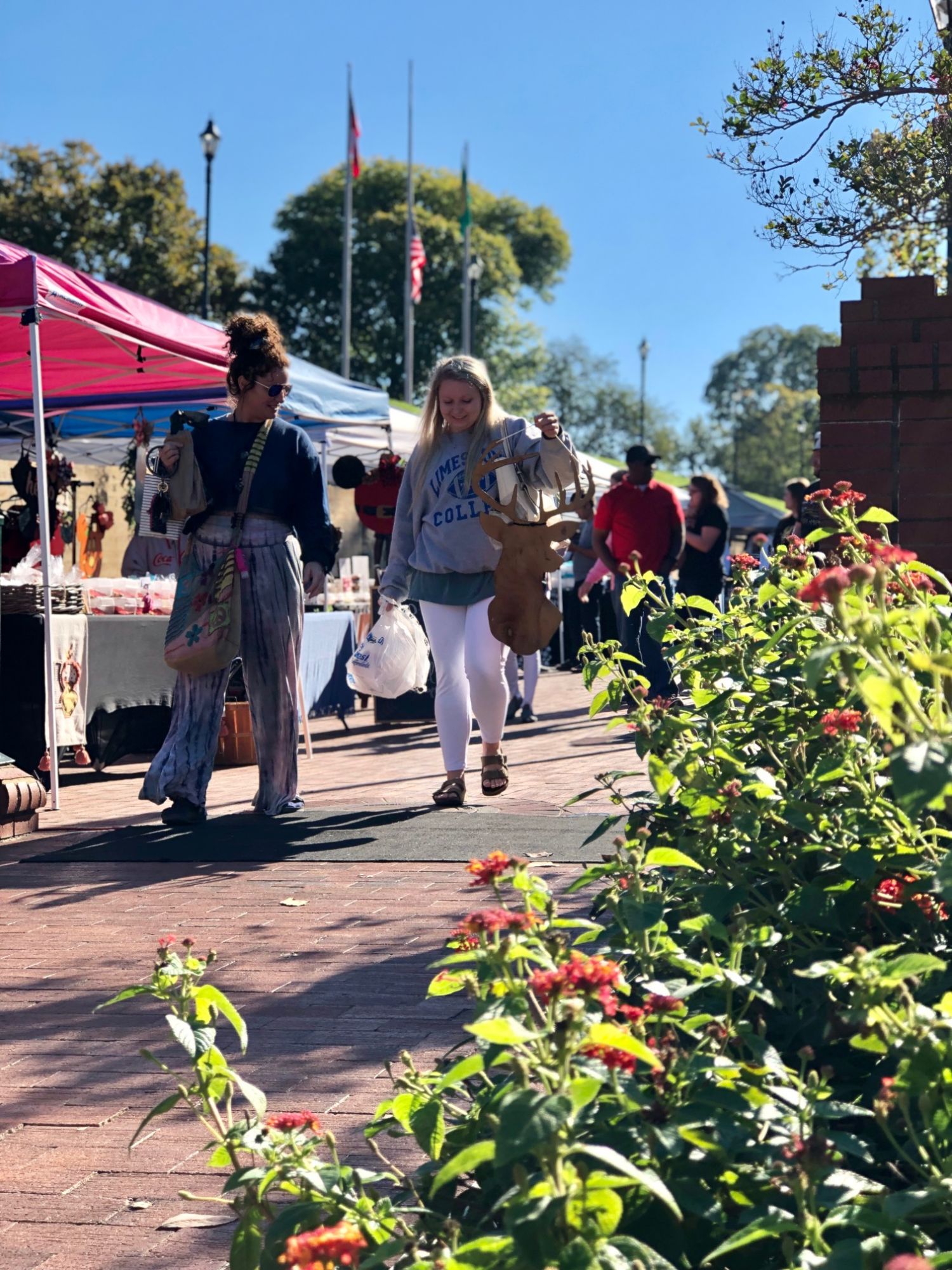 Saturday Market on the River.jpeg